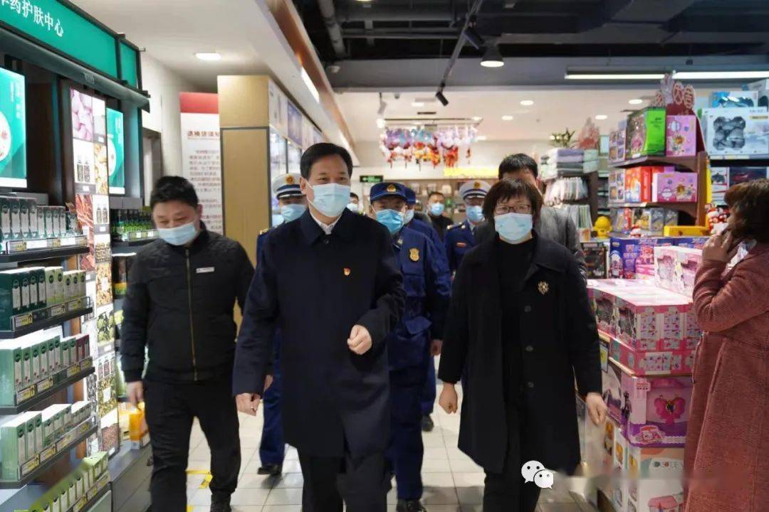 南阳市副市长石秀田带队开展春节消防检查并慰问坚守一线消防指战员