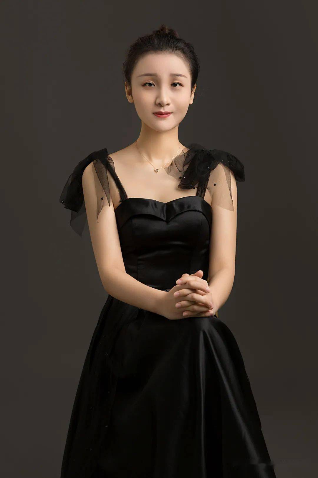 多钢琴欣赏|《保卫黄河》_河南省