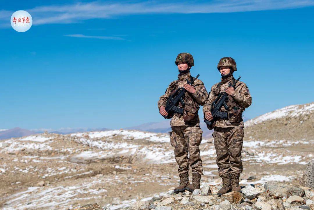 新春佳节到来之际,西藏军区某旅战备执勤官兵坚守在海拔4800米的边防