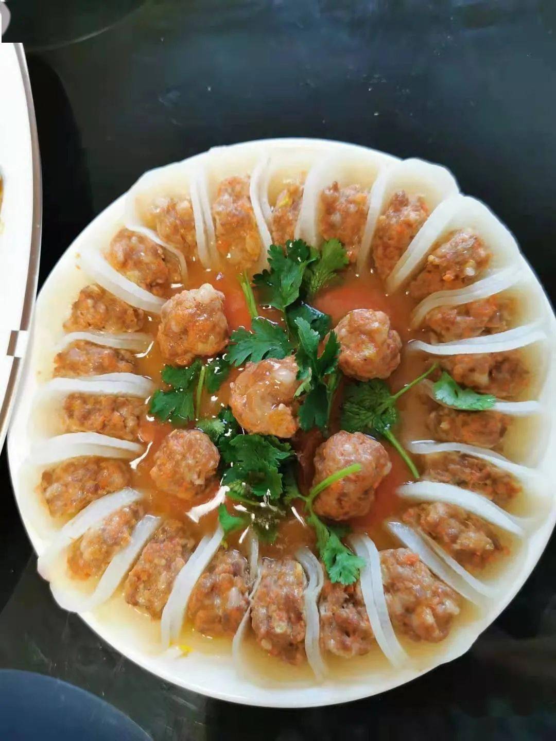 吃吃吃 隔着屏幕都闻到香了,珲春朋友圈年夜饭大赏_一家人