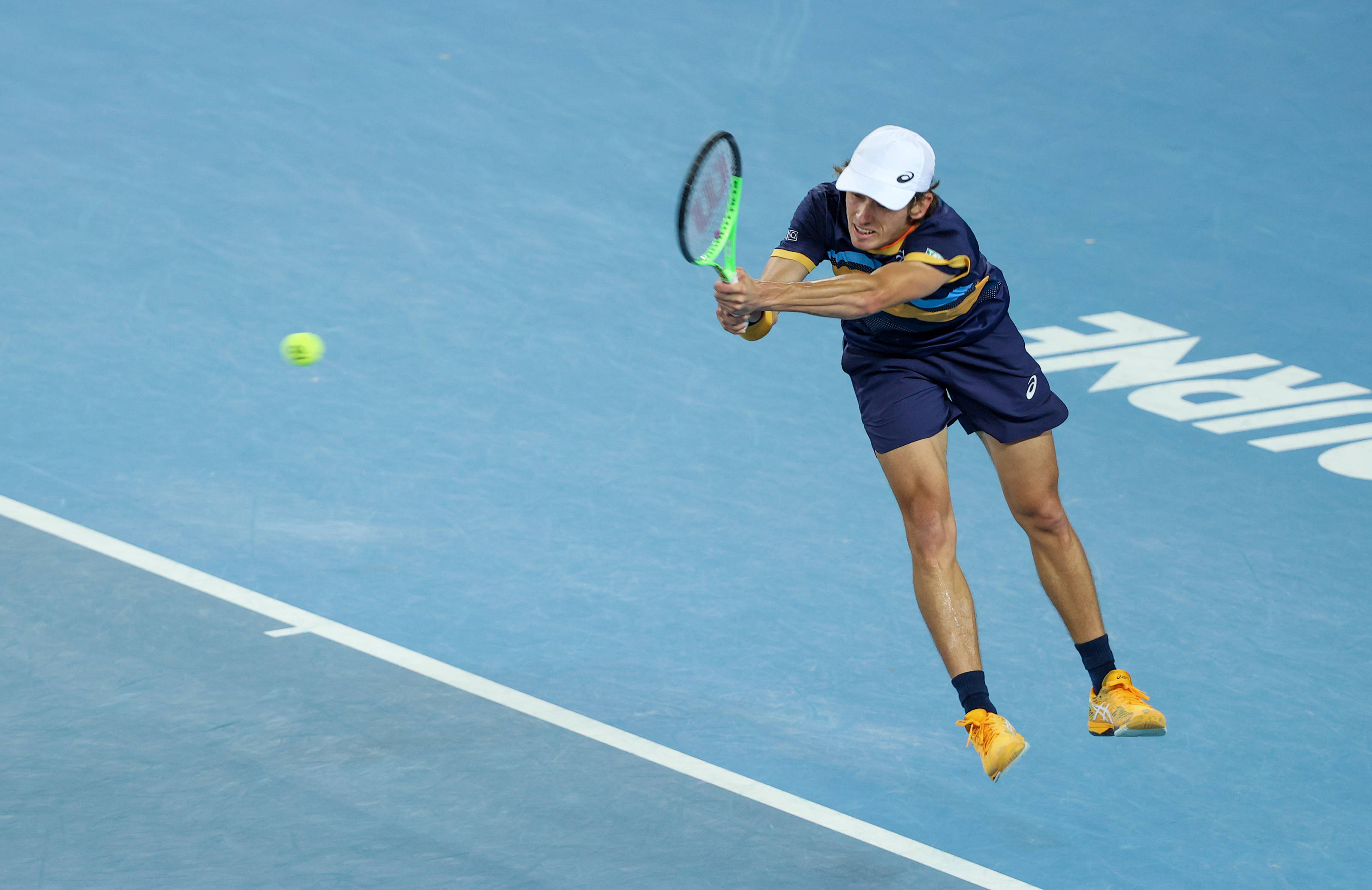 网球——澳网:福格尼尼晋级