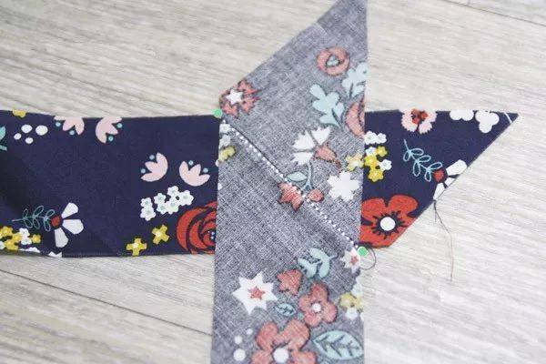 做手机包的布料 a26fc70b56fa46fb9d41d3e3b7def847.jpeg