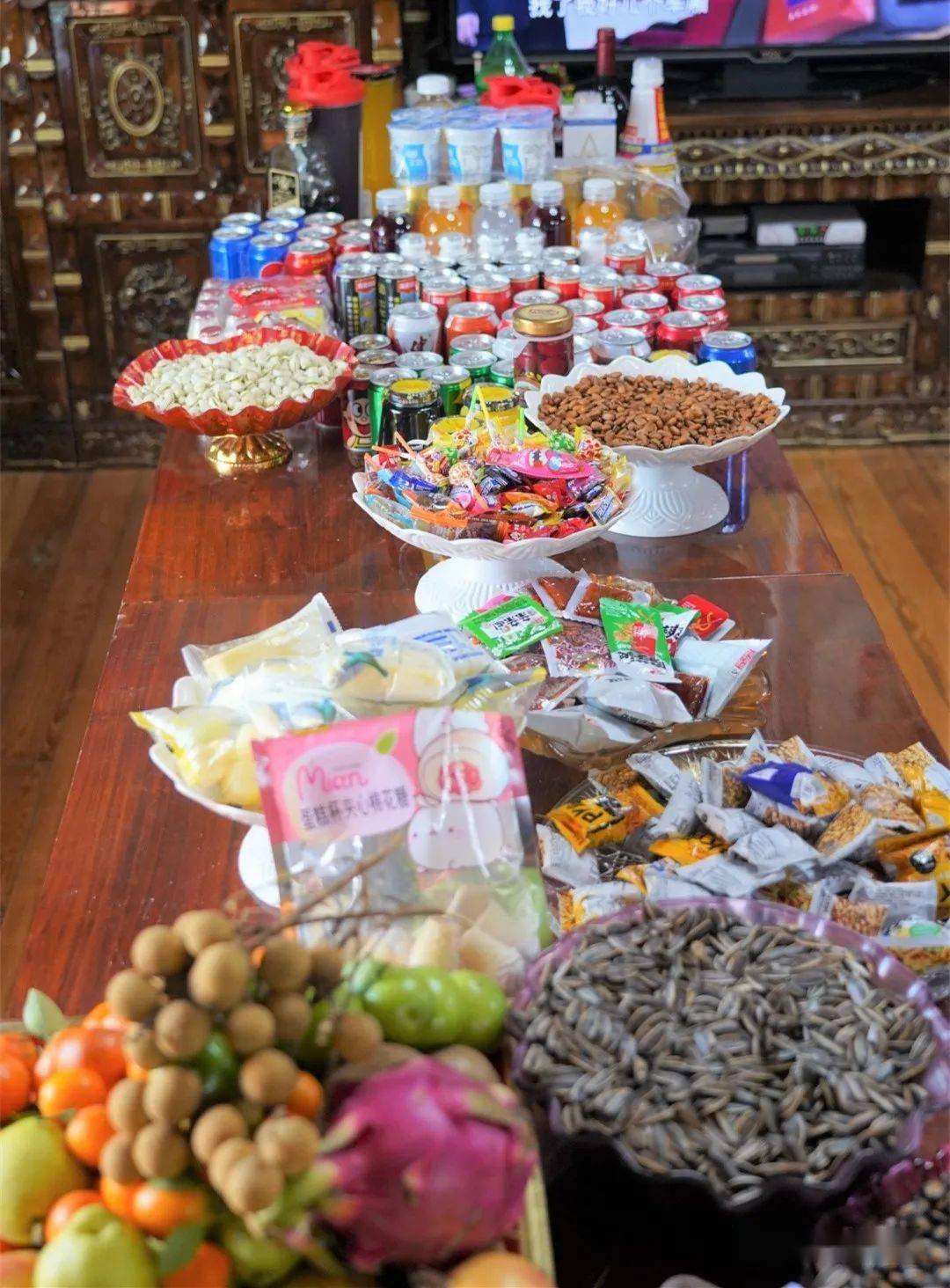 当农历春节撞上藏历铁牛新年,迪庆人民的这个春节更加吉祥!