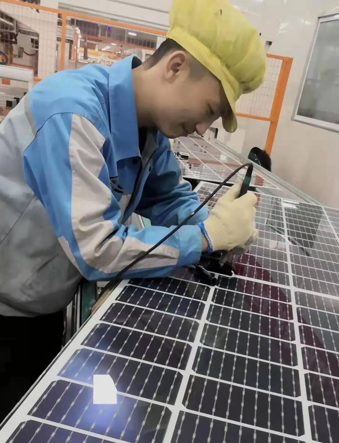 新春特辑坚守岗位夫妻档在一起每天都是情人节