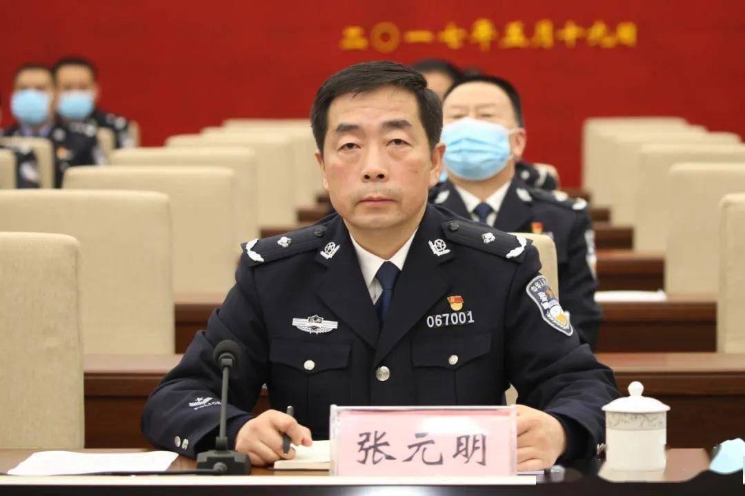 丁福浩市长到市公安局调研指导春节安保工作