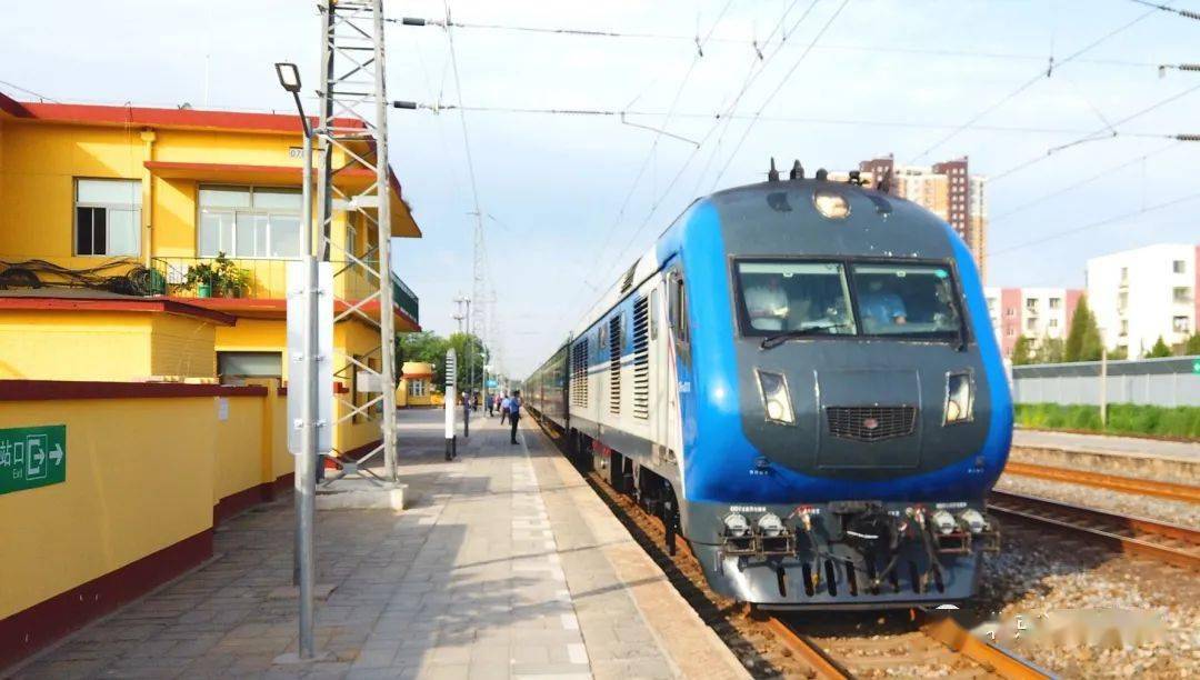 拟先期启动西段整体提升工程,新建长阳站,改造窦店,琉璃河站,并对长阳