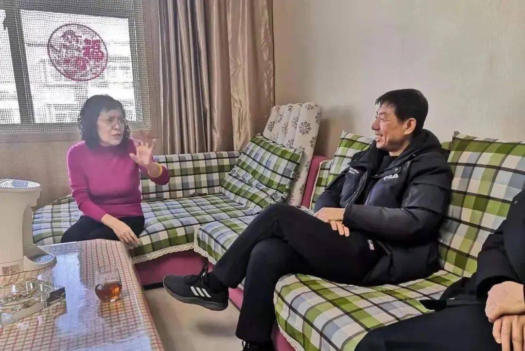 春节前夕浑源中学开展慰问走访活动!