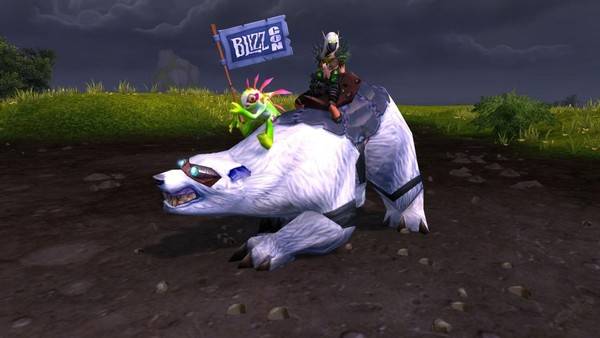 还因为魔兽首次在嘉年华送出的坐骑就是一头名叫"暴雪巨熊"的北极熊