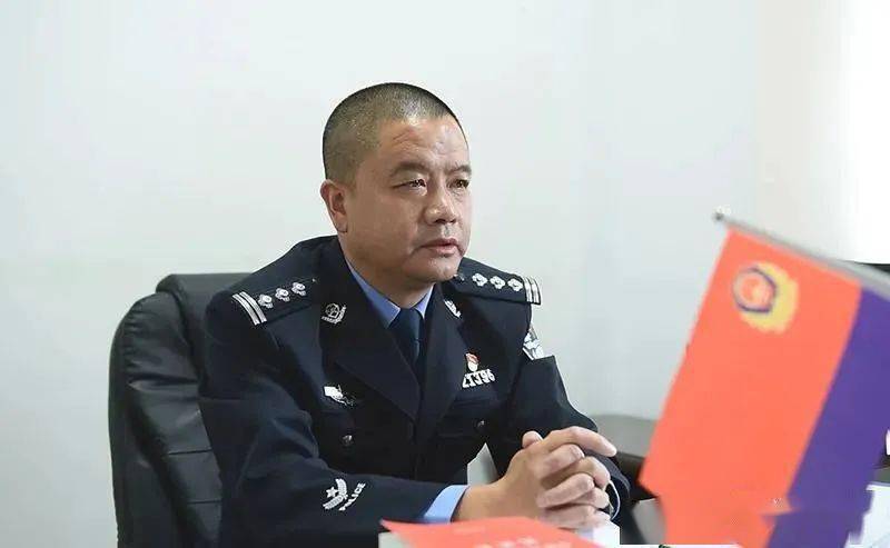 兴仁市政府副市长,市公安局局长吴松说:"在2021年春节期间,兴仁公安仍