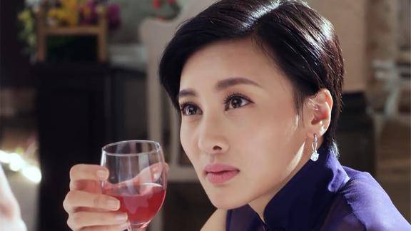 利箭行动军统美女虽然能力不行但是长得贼好看