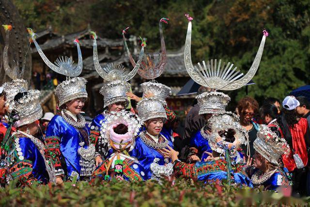 苗族人的新年,热闹到让人嫉妒_苗年