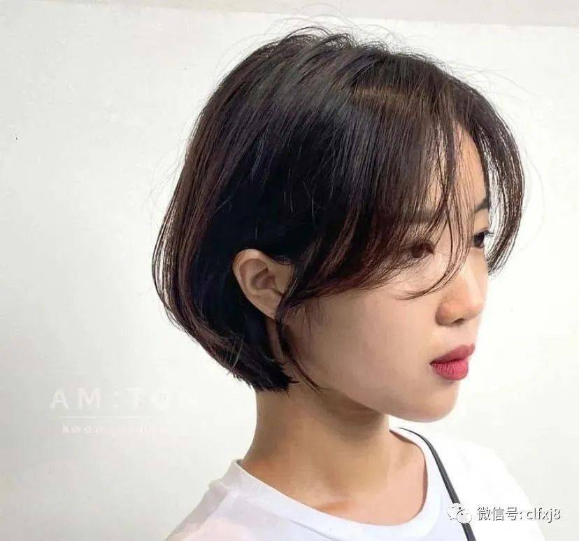 同款女生短发 cfce3d04e3414f0fa809159bf8a670bd.jpeg