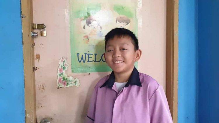 最年轻爸爸火了接初中女儿时被认成男友爸爸表示习惯了