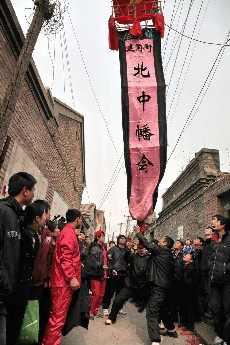 新闻纪实津门网李岩正月十五看胜芳花会