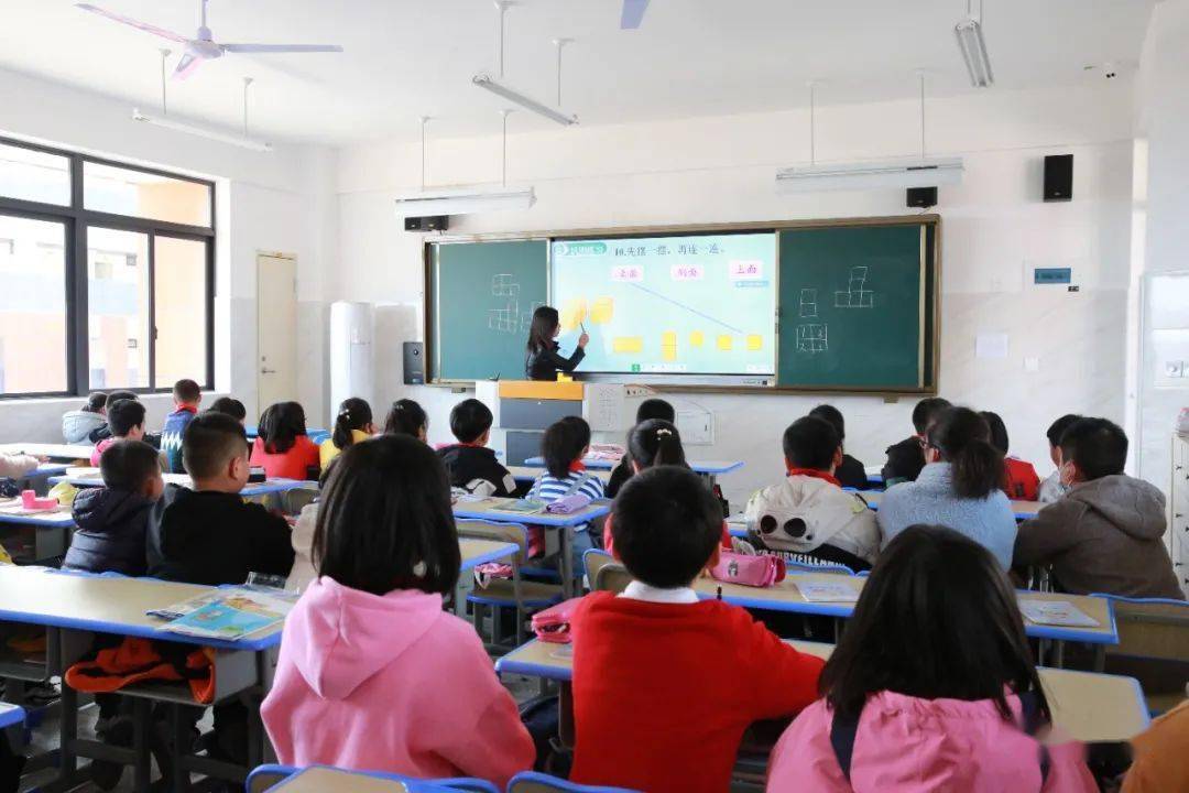 颜值爆表马鼻中心小学新校区正式投入使用