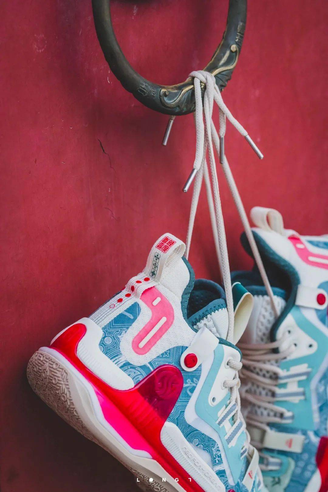 周公解梦大全，梦见娃娃的鞋子坏了——寓意与启示的深度解析