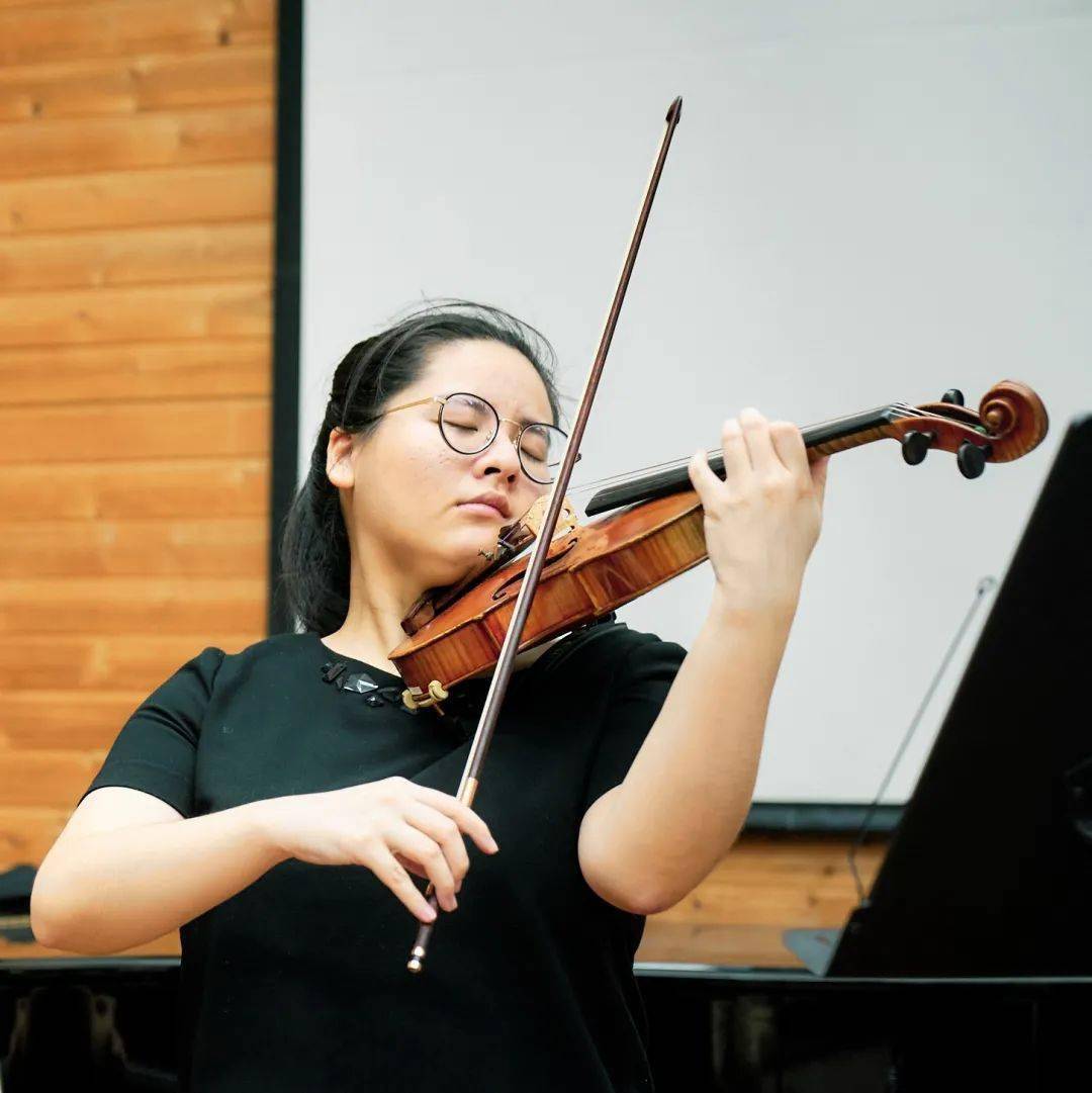 民族的才是世界的王笑寒