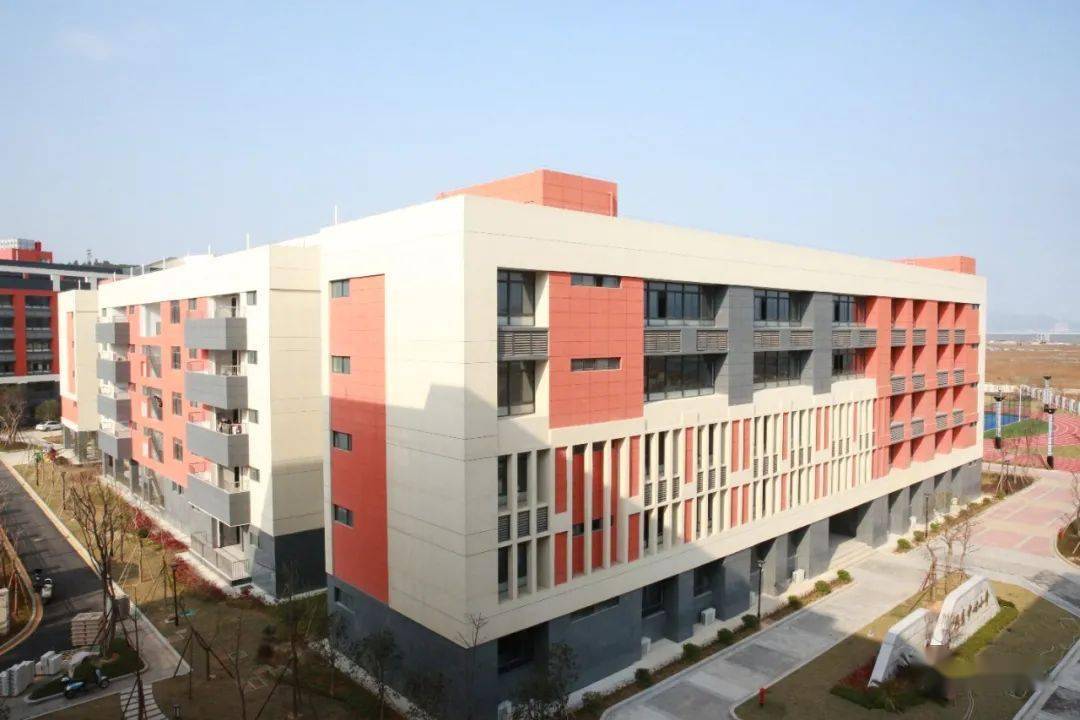 颜值爆表马鼻中心小学新校区正式投入使用