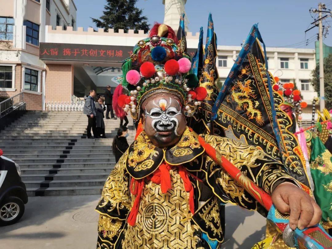 陈仓陇县社火昨天隔空pk巡演!锣鼓喧天,场面盛大,速来围观!
