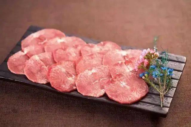 如何把肉切得薄 727fb1379fa34a0abe3a48e5428ed6b9.jpeg