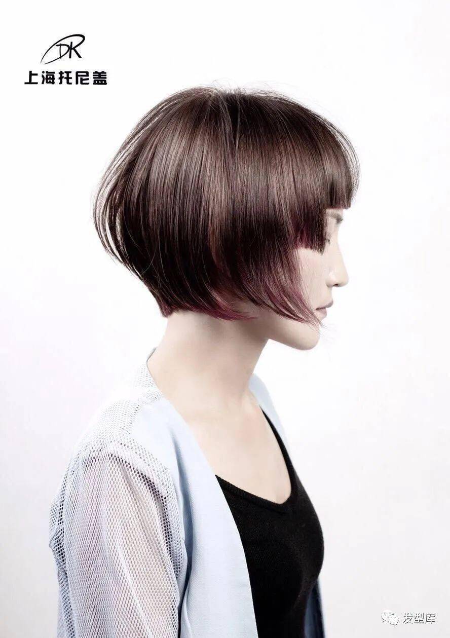 十岁,空气感刘海搭配齐下巴的长度设计,短发控不可不剪的一款减龄发型