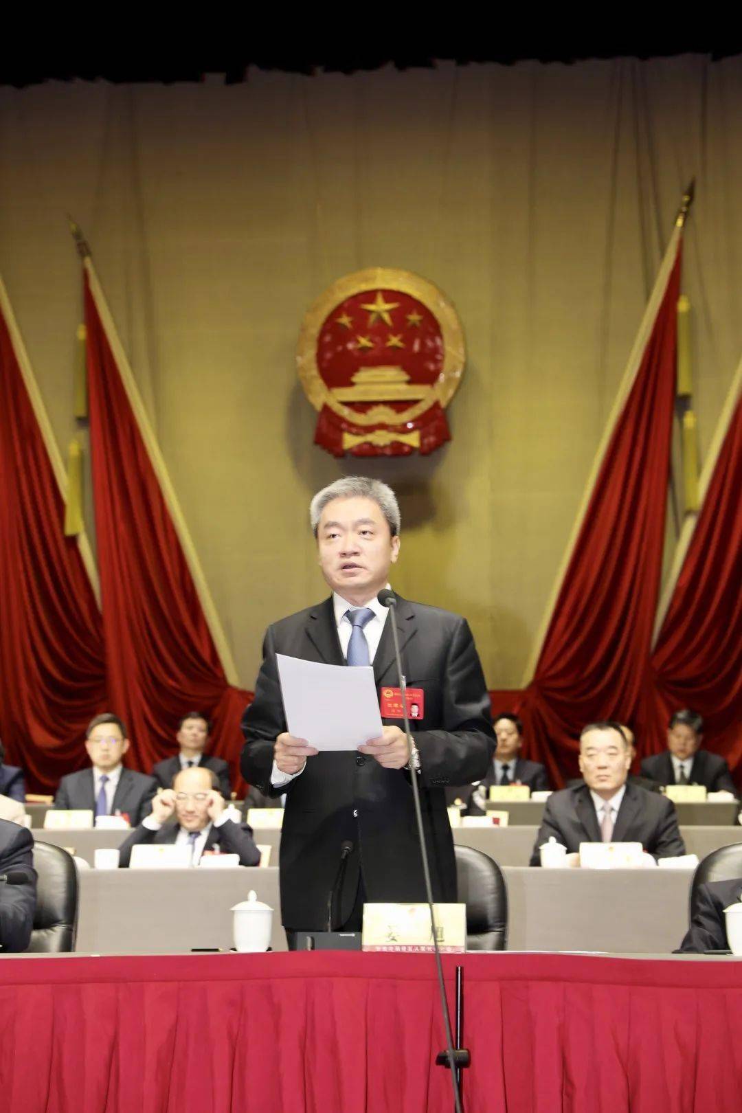 聚焦】西安市灞桥区第十七届人民代表大会第七次会议胜利闭幕_苗志忠