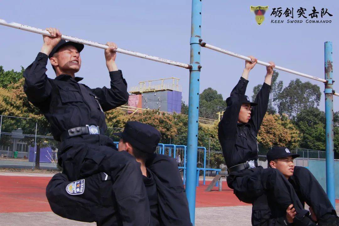 精神经百炼锋锐坚不挫