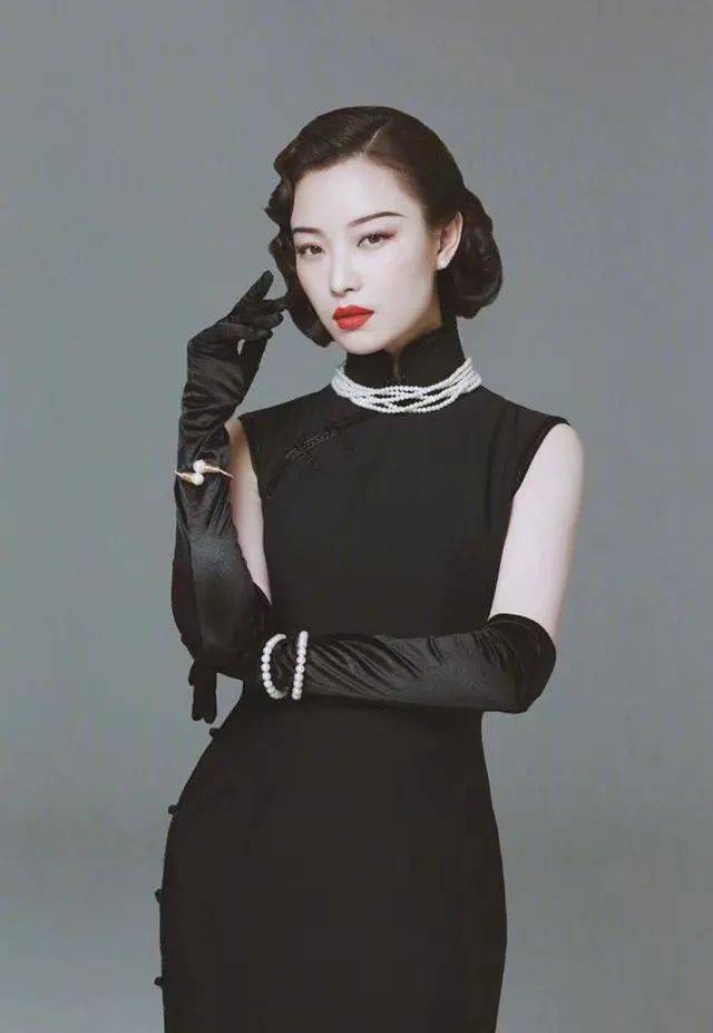 倪妮再穿旗袍风情万种尽显性感女人味儿