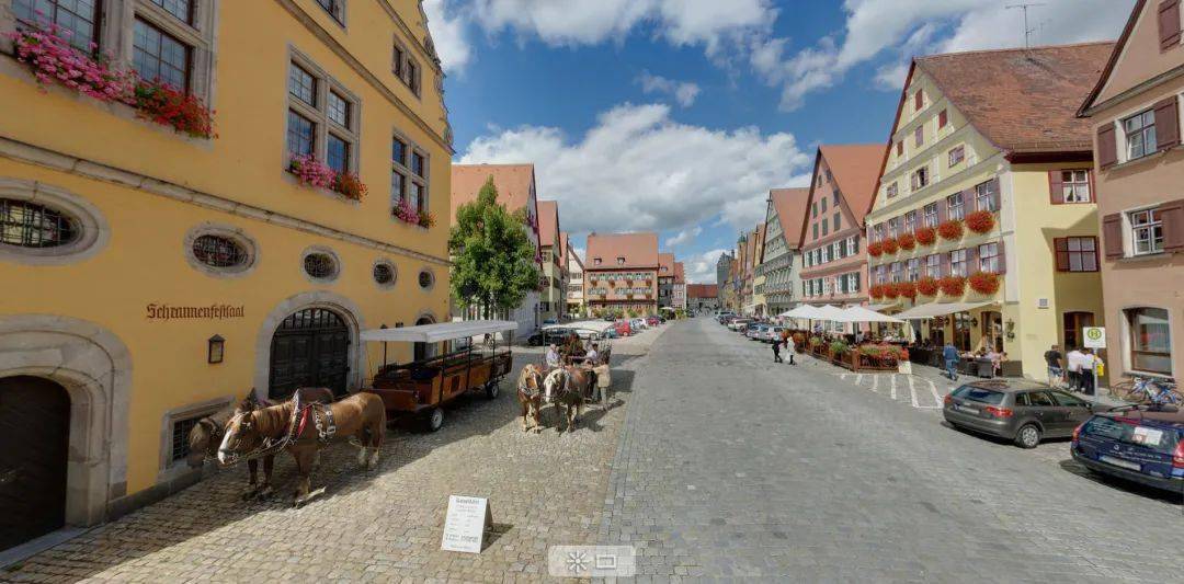 "飞往" 中世纪小镇的春天_丁克尔斯比尔