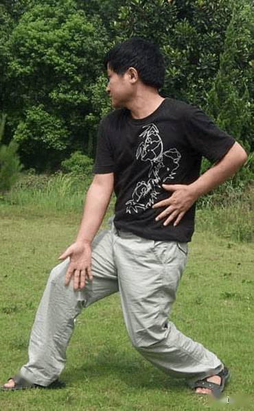 六合心意拳的鸡步桩训练