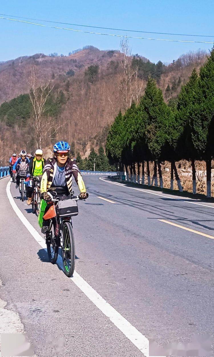 周末来汉中子午古道骑游踏青赏别样早春风光