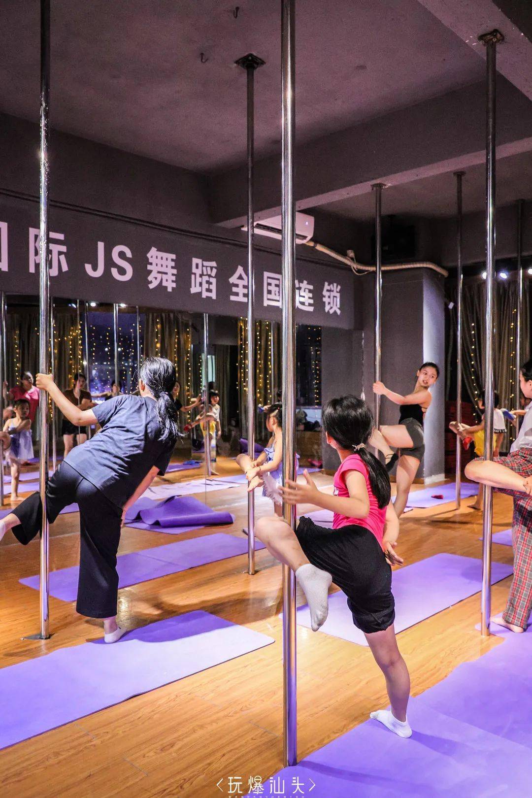 汕头这家舞蹈机构9.9元学10节舞蹈课程,还送美容美甲!