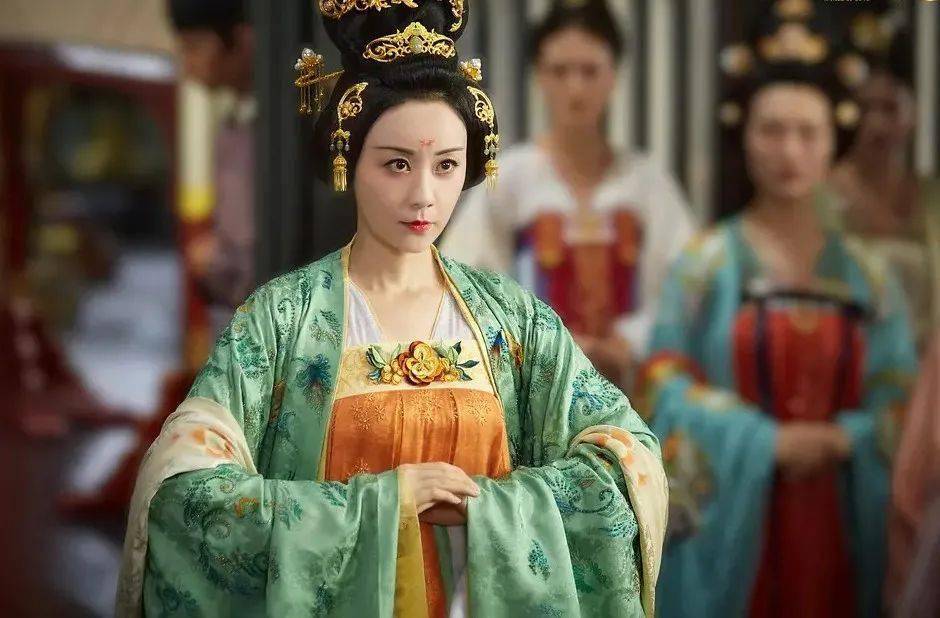 史上最毁三观的古装剧,唐太宗想立弟弟的老婆当皇后,武则天和政敌谈起