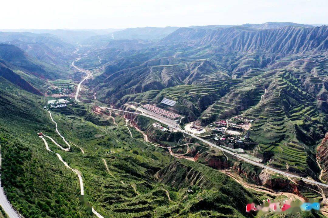 赤峰市曲家沟村多少人口_赤峰市风水沟煤矿电话(3)