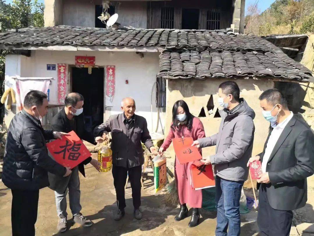 漳浦贫困人口_漳州漳浦火山岛度假村(3)