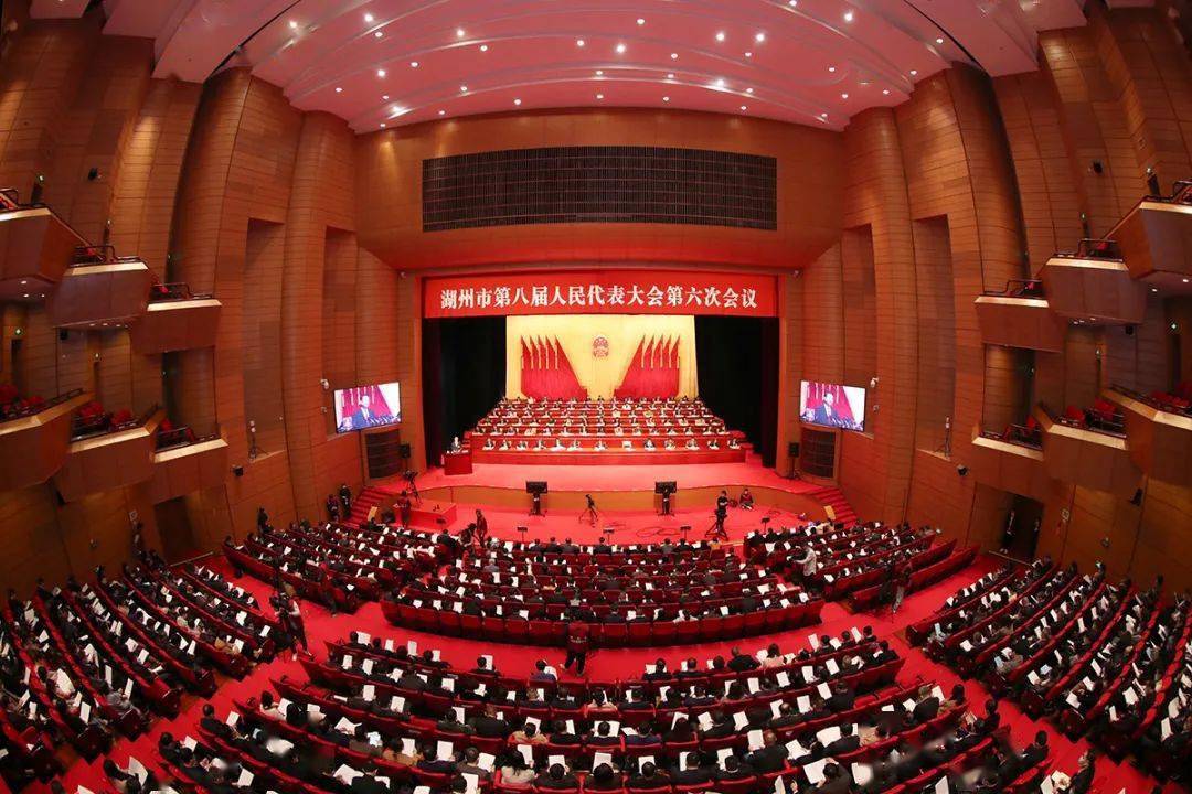 每一个写入政府工作报告中的回顾过去成绩,布置未来工作.