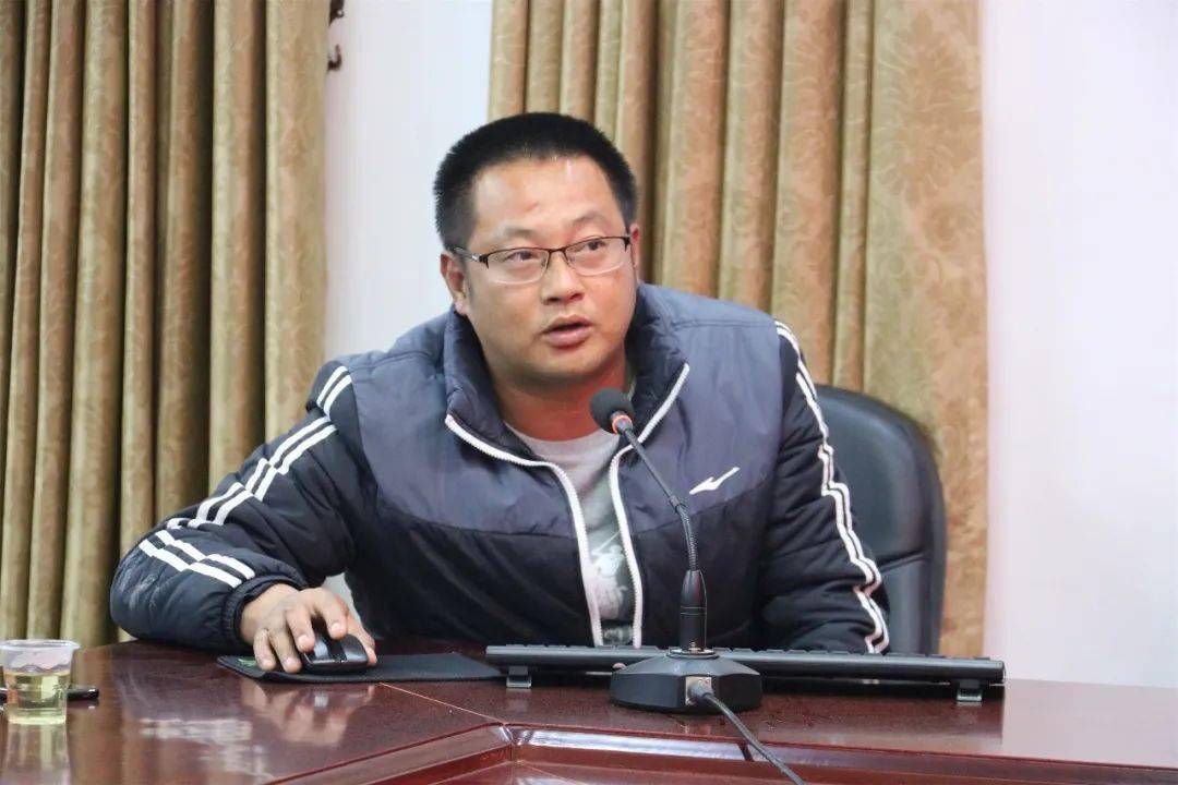 科学谋划求合力智慧分享继华章侨光中学举行学科建设工作交流会