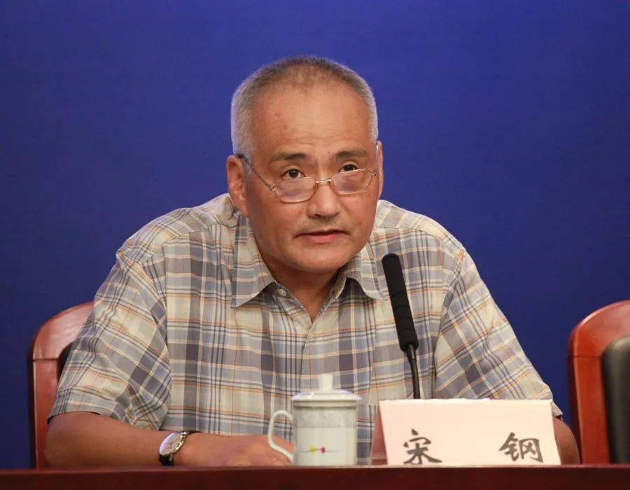 创业故事从中英街起步创业的宋钢校友