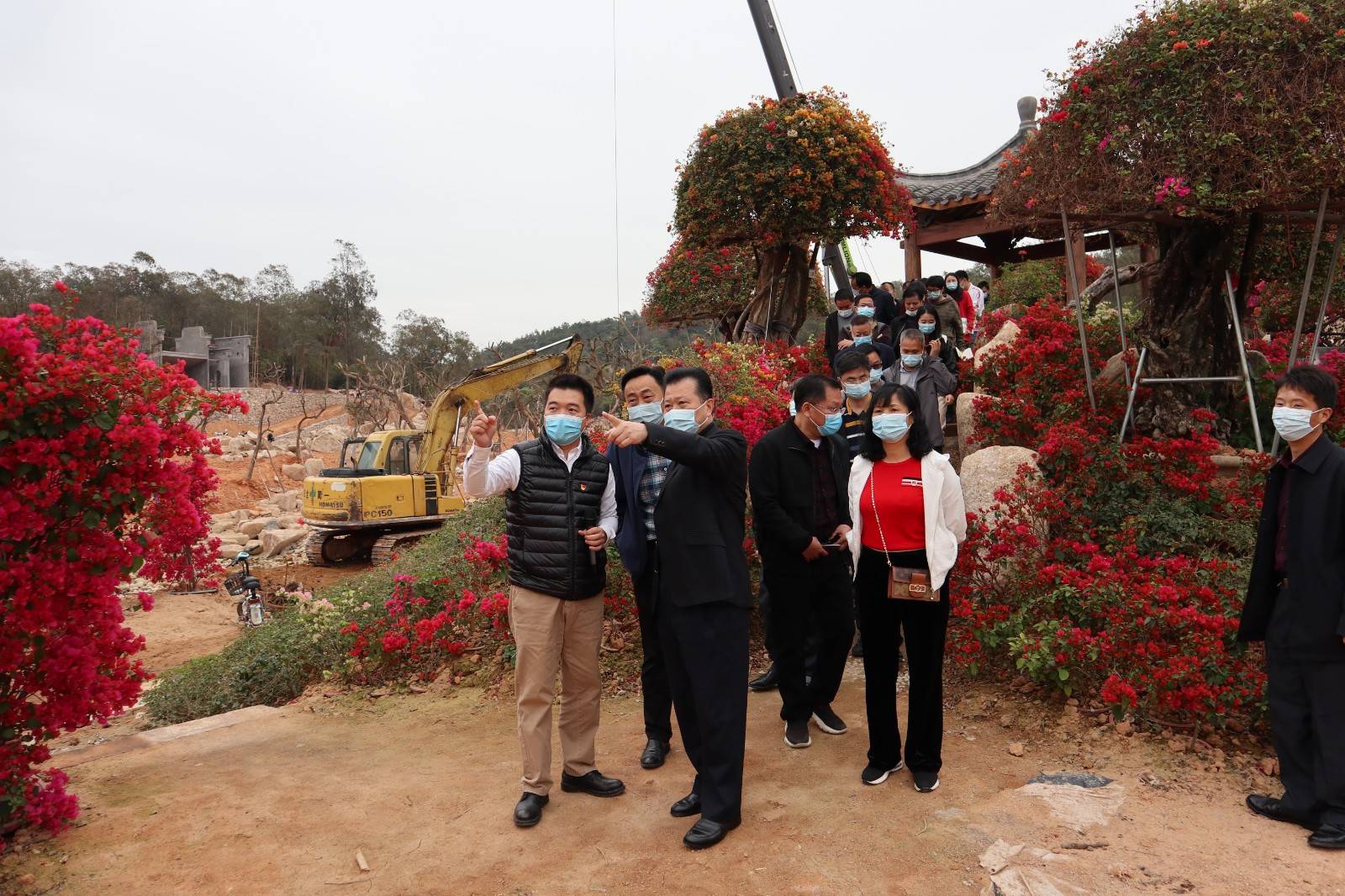 調研學習組先後參觀了獅嶺鎮馬嶺觀花植物園和赤坭鎮竹洞村.