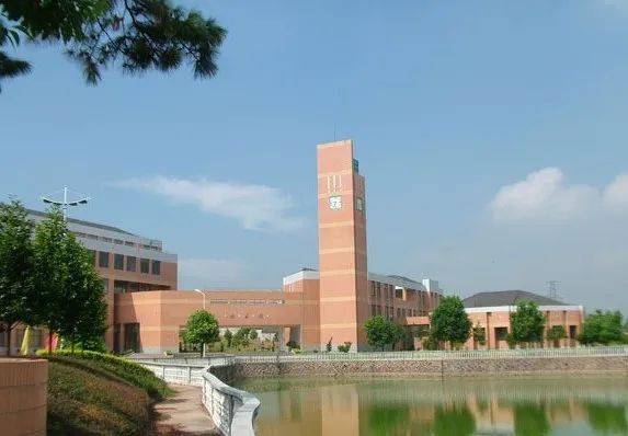 代言中量大·感恩母校行 | 遇见兰溪市兰荫中学