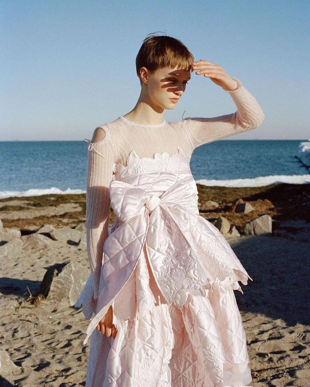 吹拂于北欧的仙女风舒缓自由浪漫的小众品牌ceciliebahnsen谪仙般的