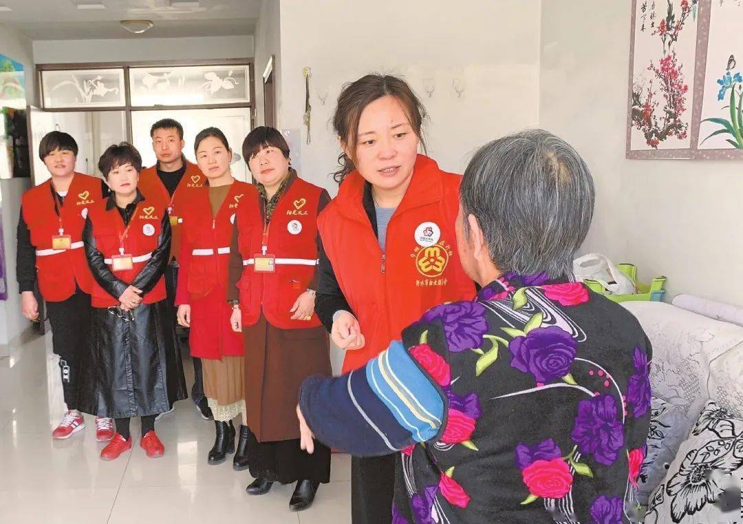 阜城李晓燕荣获"全国三八红旗手"称号