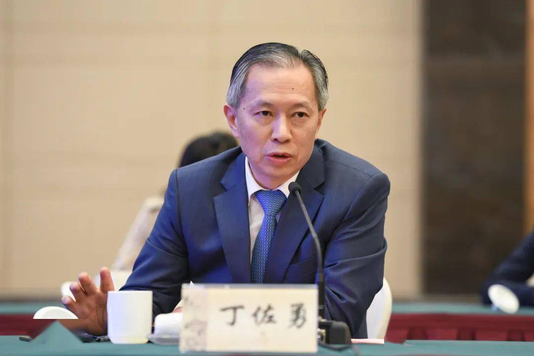 重磅总投资15亿元江南环球港希尔顿逸林酒店项目签约落户嵊州
