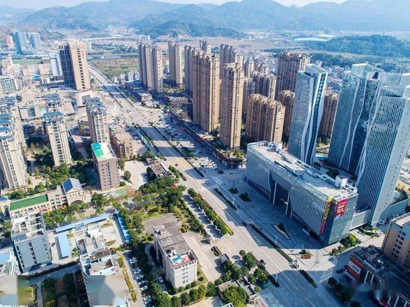 福建2020年县市经济总量排名_2020年福建通缉犯名单(3)