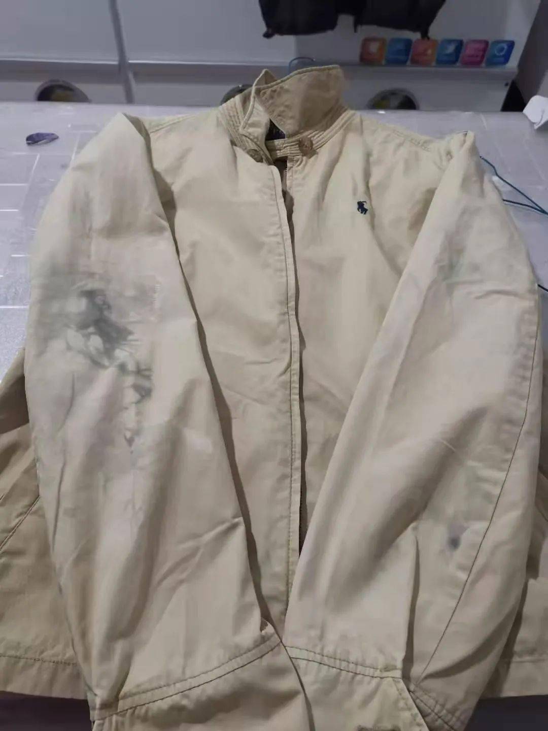 回南天 雷暴雨 冷空气组团来袭!甚至还会有冰雹…_衣服