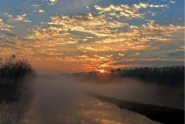 宿迁泗阳雾锁长河如烟如涛