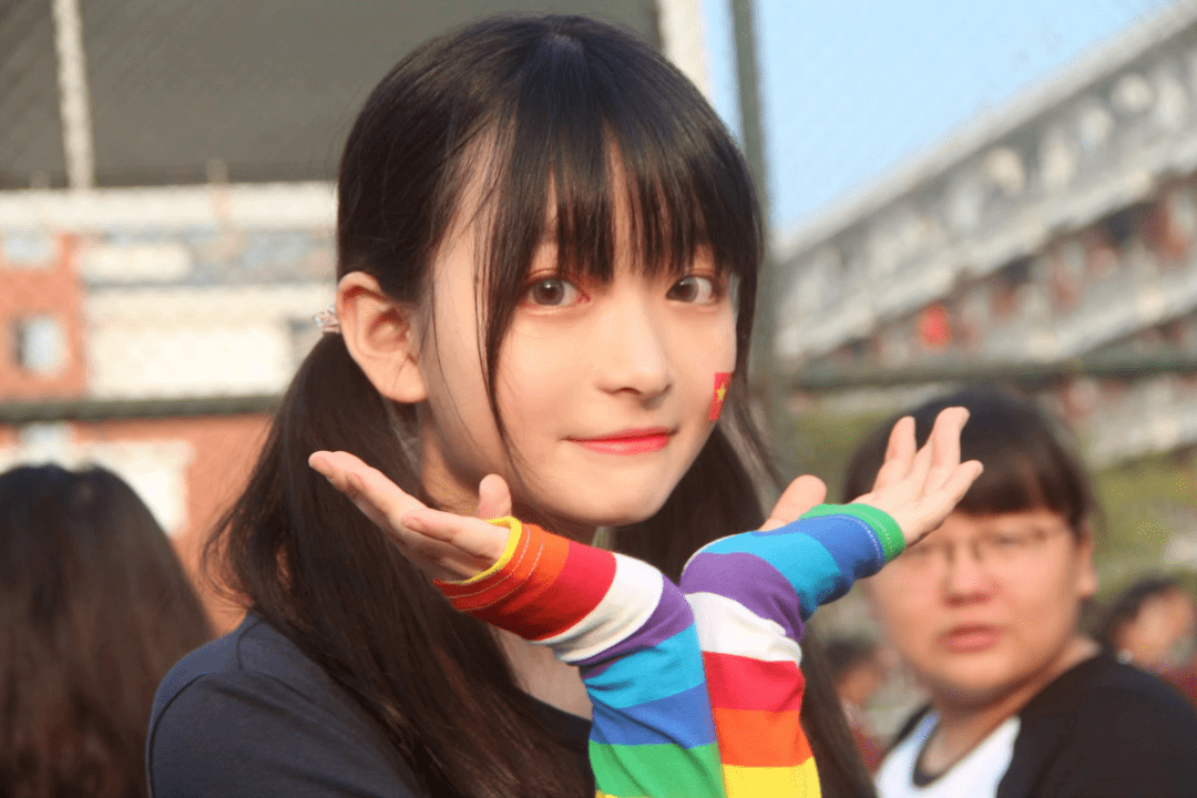 易文静财管2003weomen爱自己是终身浪漫的开始卞曹婧财管1902"知足且