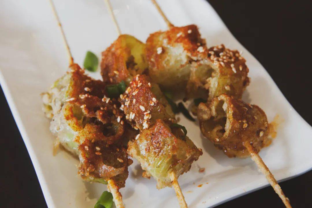 真香警告全城最火麻辣烫三月大福利还有炸串卤味锡纸系列一站齐