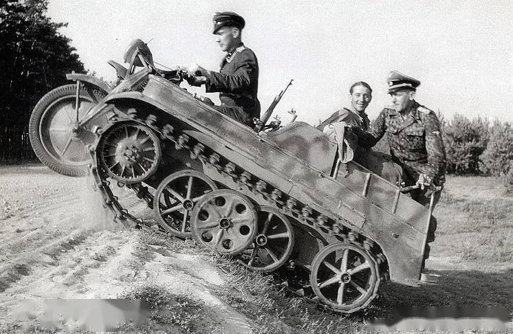 kfz2半履带摩托车的越野能力在1941年的希腊克里特岛战役中,sdkfz