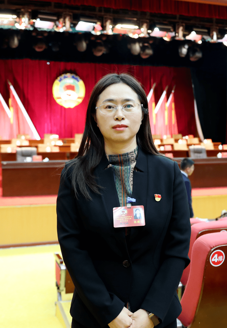 履职尽责起好步参政议政谋发展两会代表委员访谈